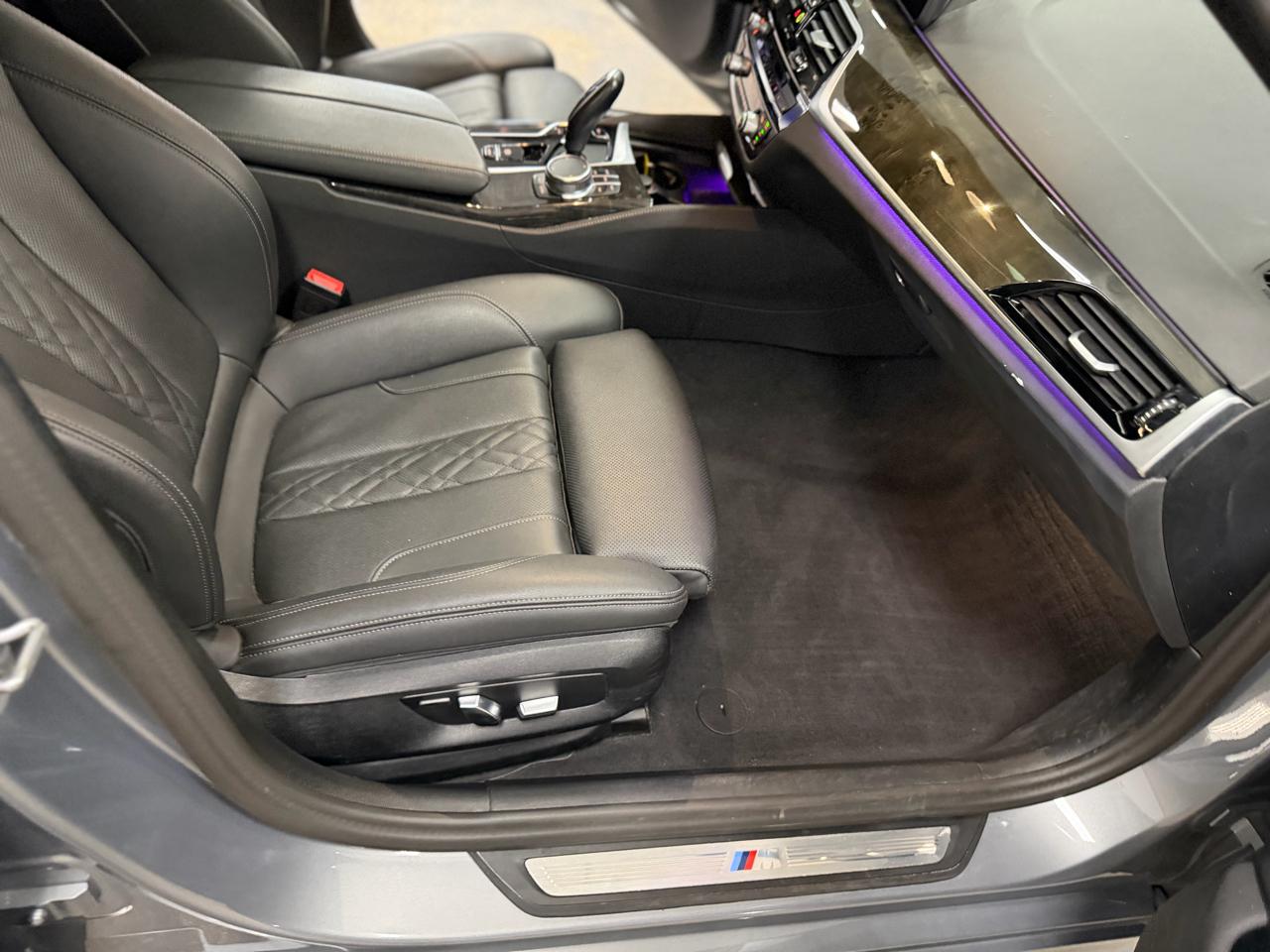 BMW 5-Series 540i xDrive 2023