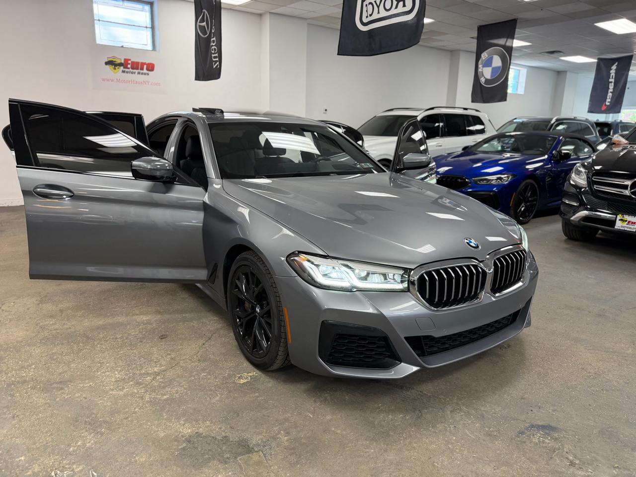 BMW 5-Series 540i xDrive 2023
