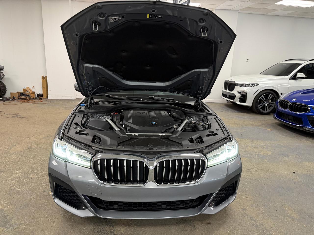 BMW 5-Series 540i xDrive 2023