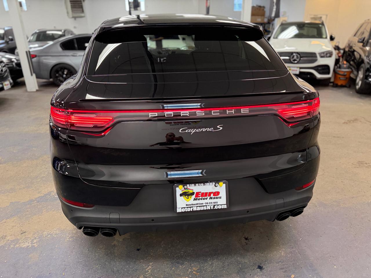 Porsche Cayenne S Coupe 2021