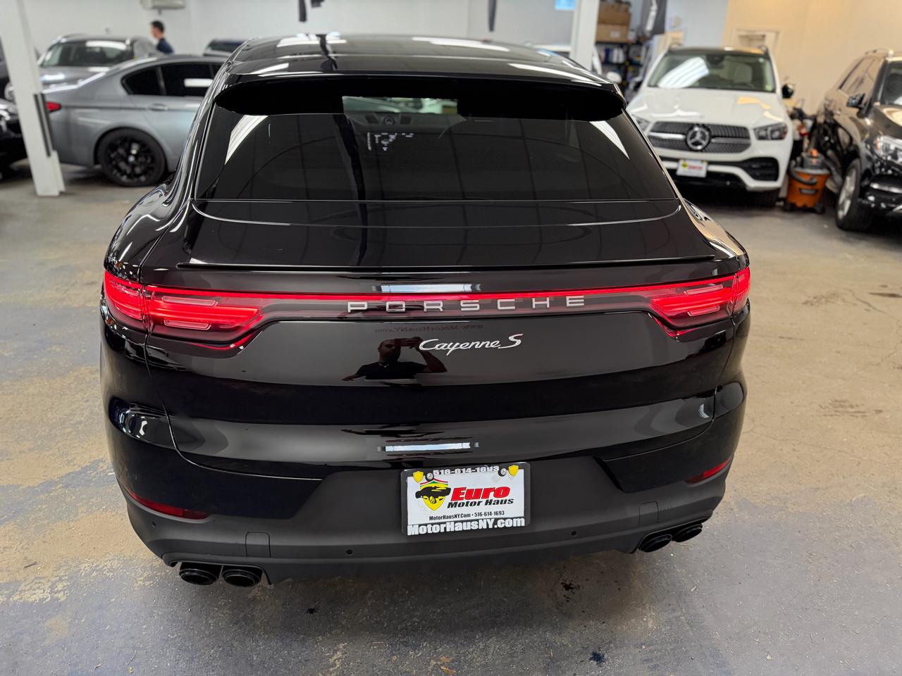 Porsche Cayenne S Coupe 2021