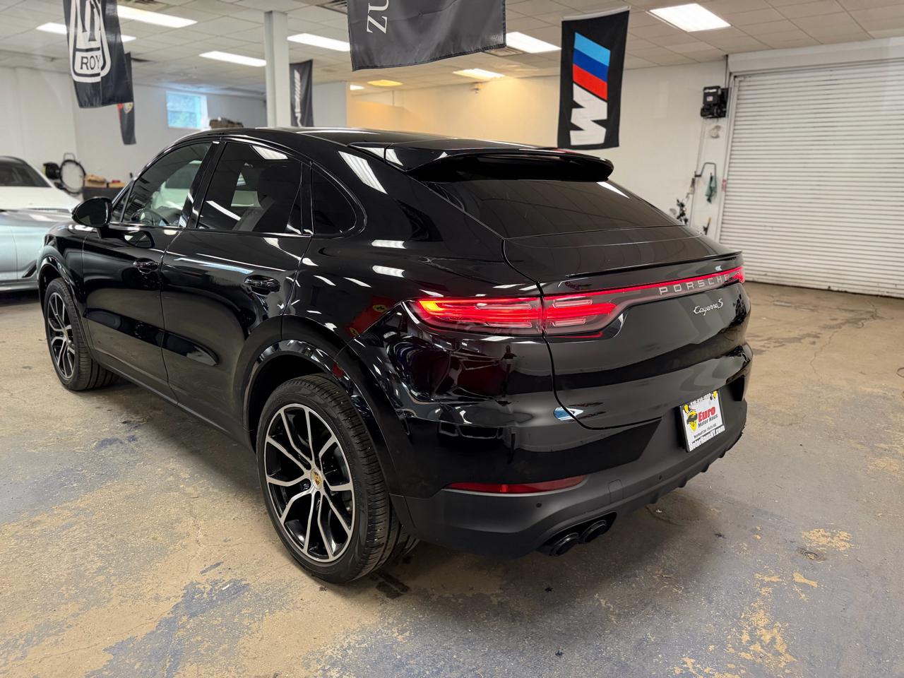 Porsche Cayenne S Coupe 2021