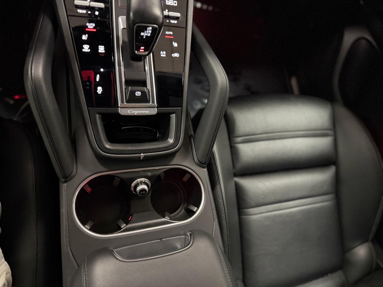 Porsche Cayenne S Coupe 2021