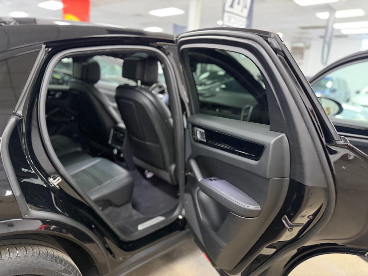 Porsche Cayenne S Coupe 2021