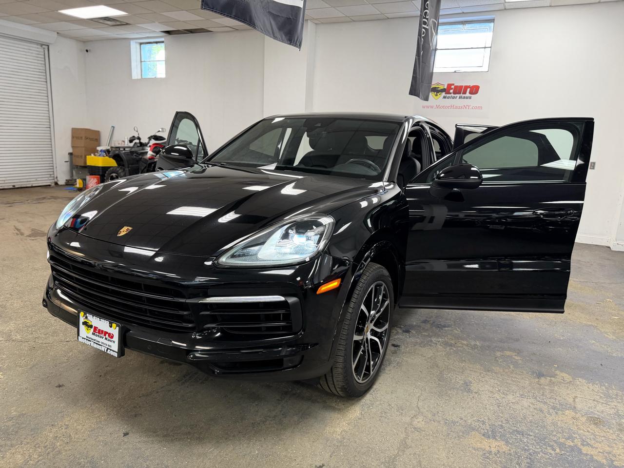 Porsche Cayenne S Coupe 2021