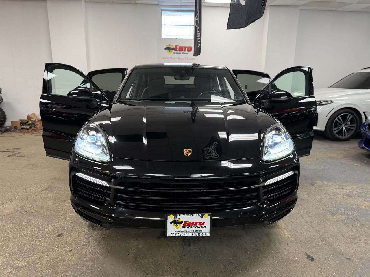 Porsche Cayenne S Coupe 2021