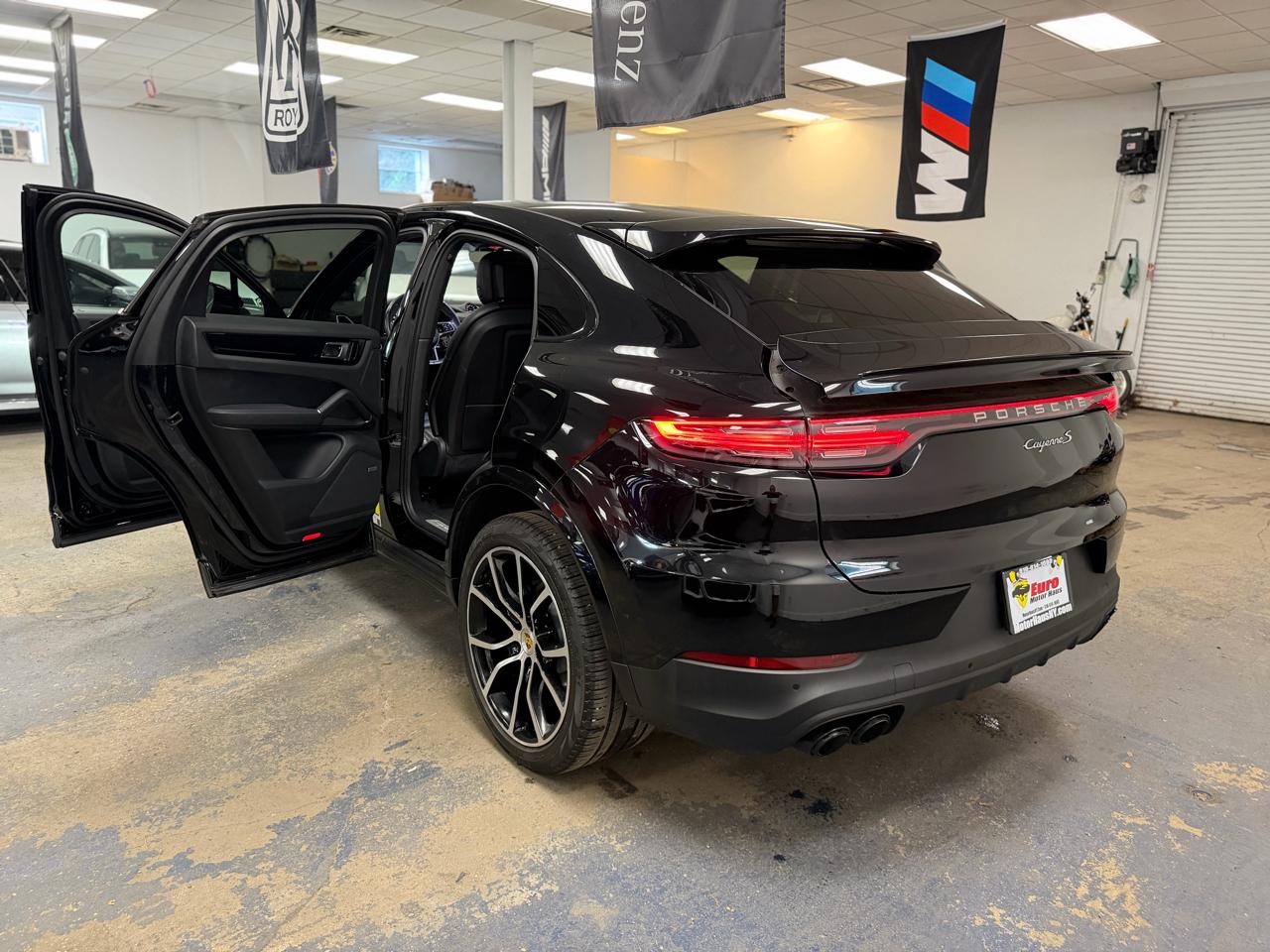 Porsche Cayenne S Coupe 2021