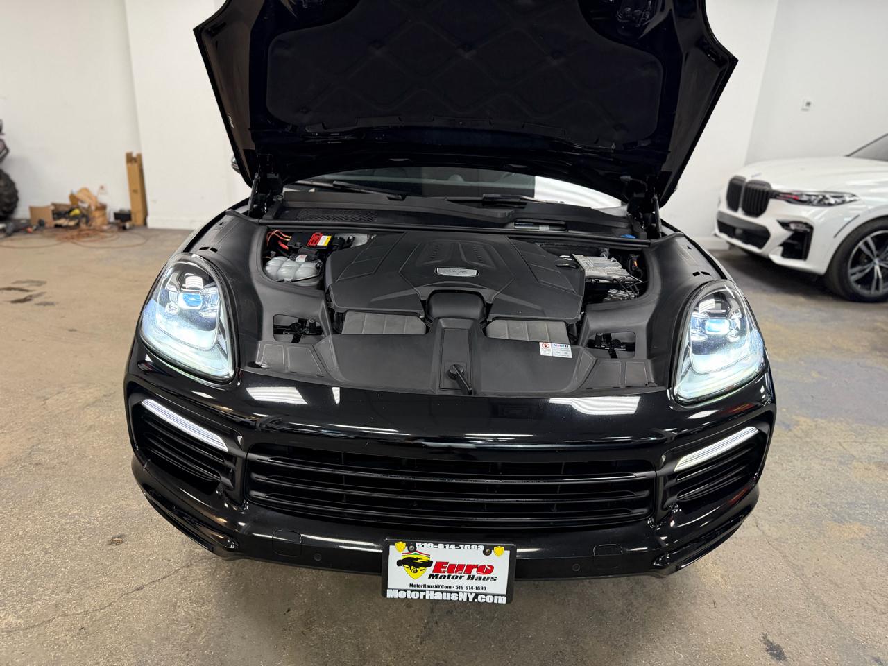 Porsche Cayenne S Coupe 2021
