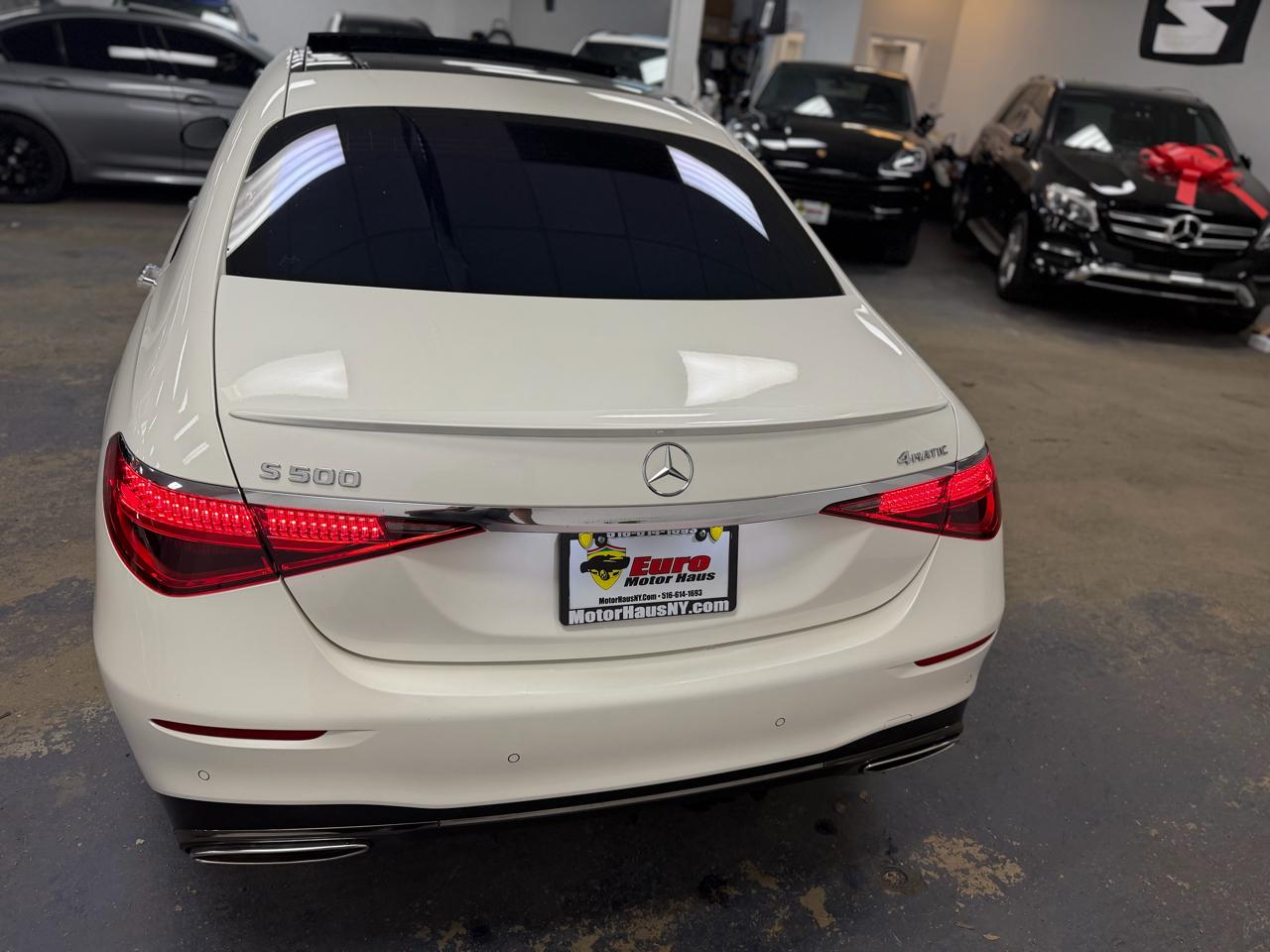 Mercedes-Benz S-Class S500 4MATIC 2023