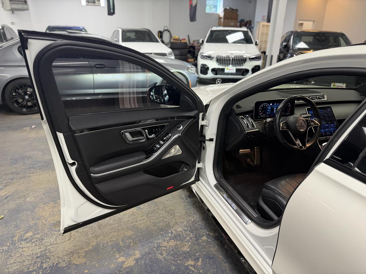 Mercedes-Benz S-Class S500 4MATIC 2023