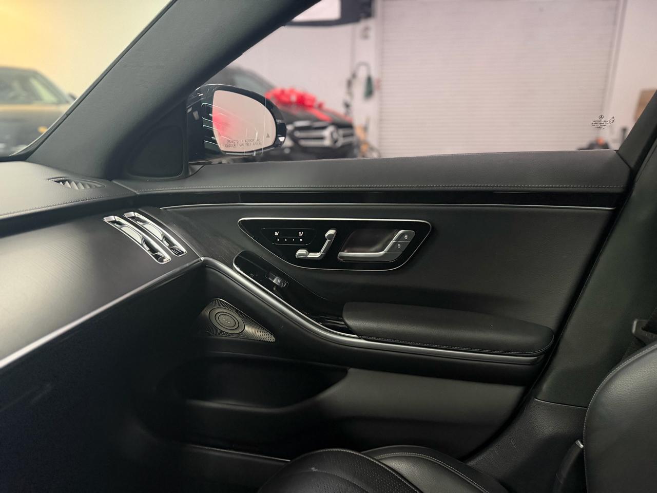 Mercedes-Benz S-Class S500 4MATIC 2023