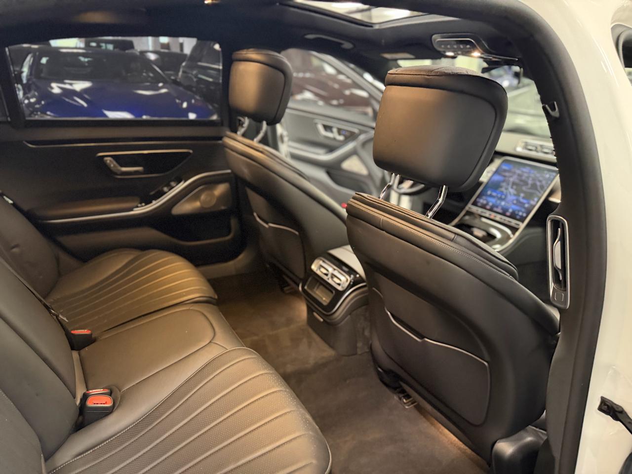 Mercedes-Benz S-Class S500 4MATIC 2023