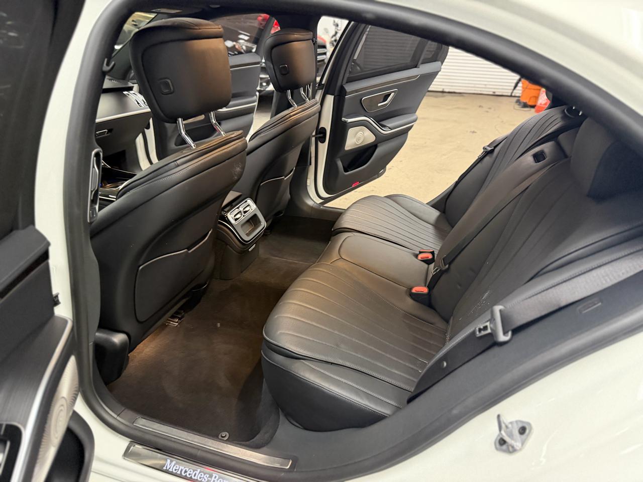 Mercedes-Benz S-Class S500 4MATIC 2023