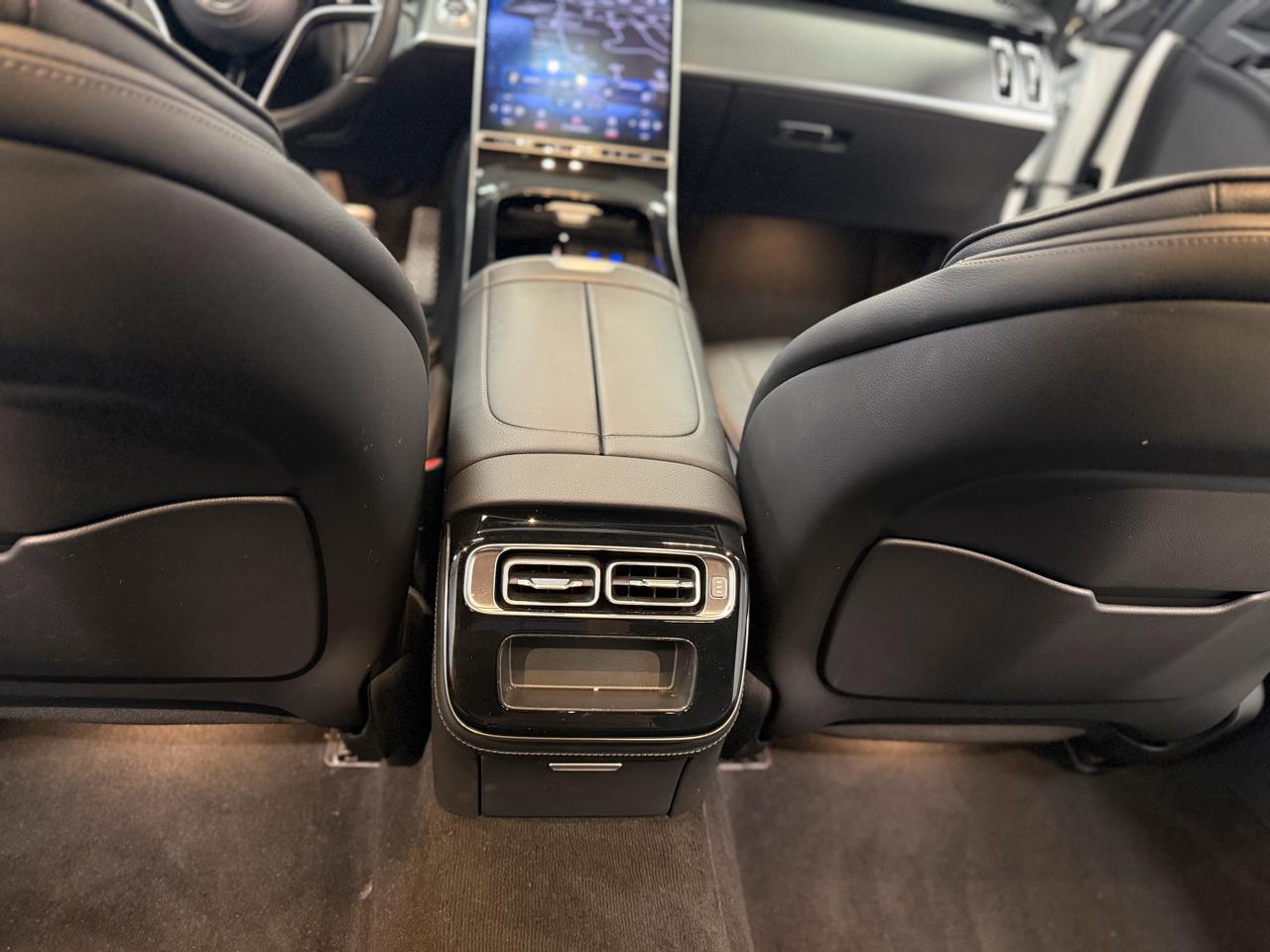 Mercedes-Benz S-Class S500 4MATIC 2023