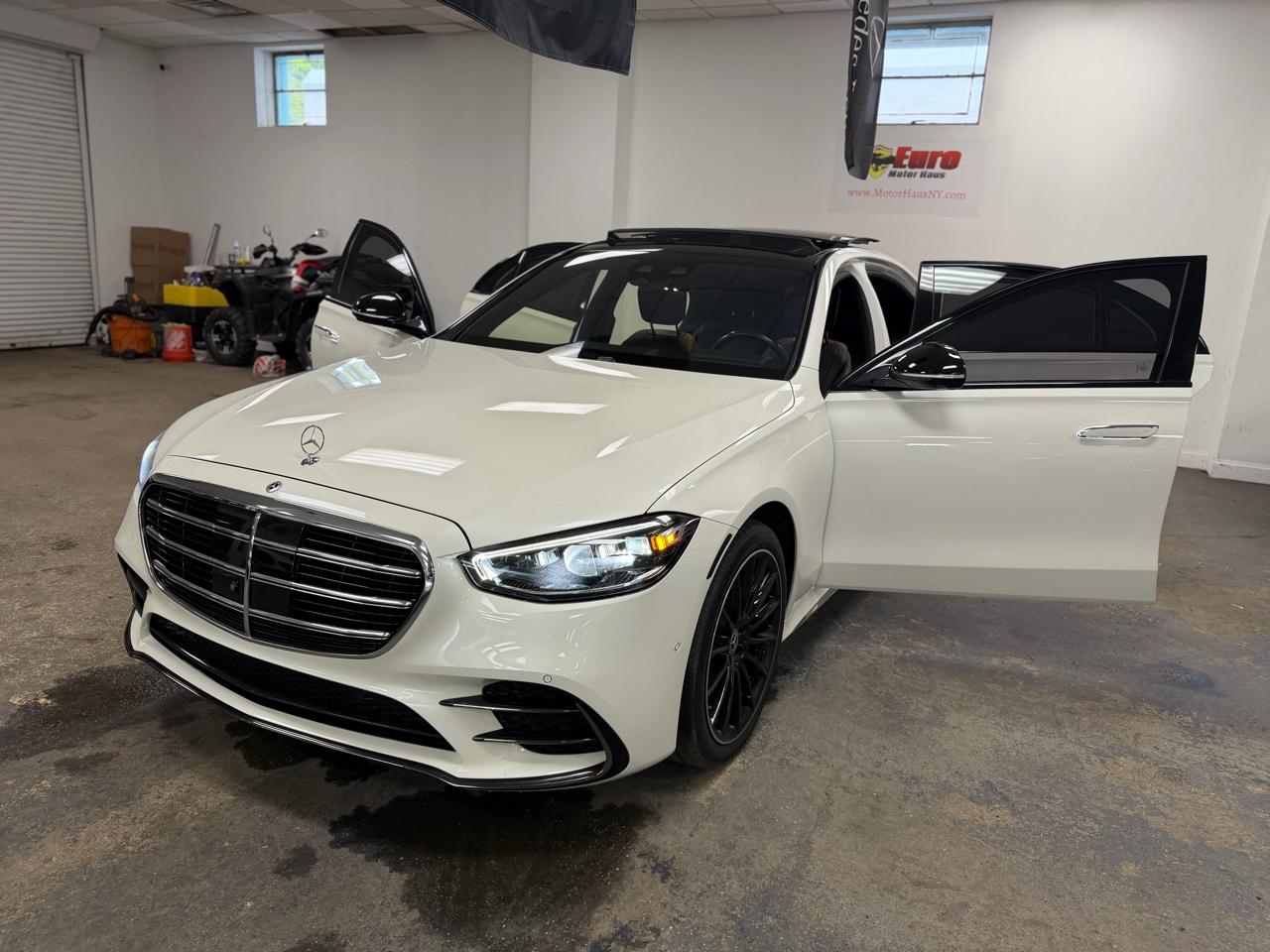 Mercedes-Benz S-Class S500 4MATIC 2023
