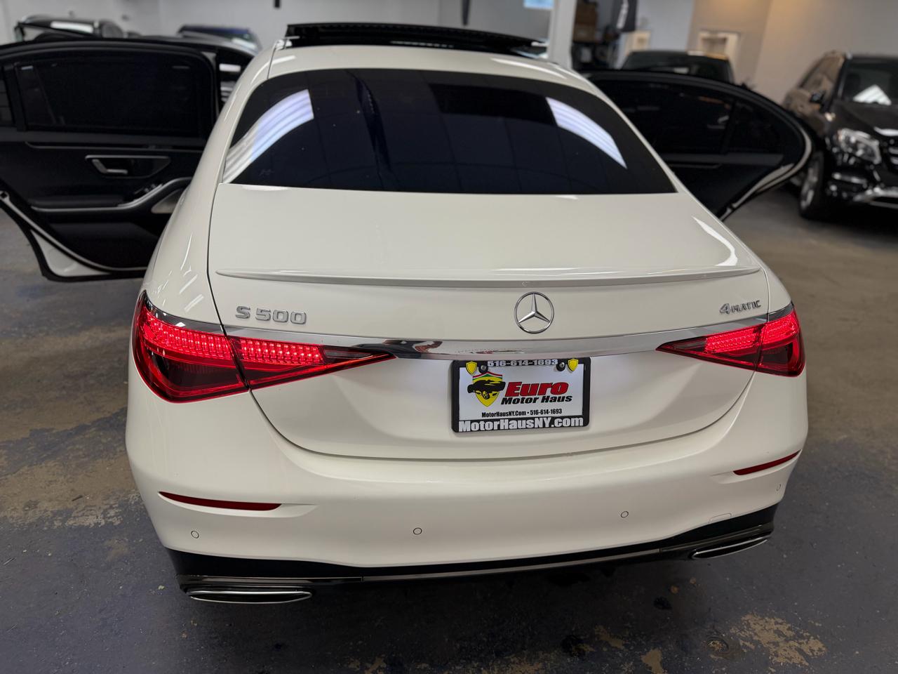 Mercedes-Benz S-Class S500 4MATIC 2023