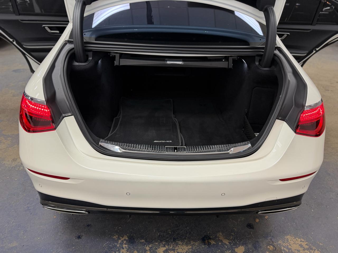 Mercedes-Benz S-Class S500 4MATIC 2023