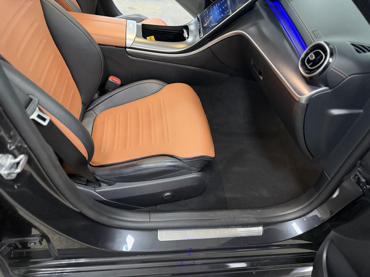 Mercedes-Benz C-Class C300 4MATIC Sedan 2023