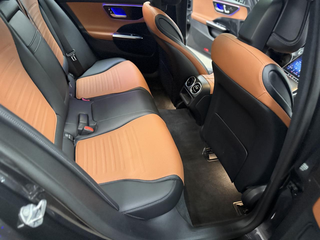 Mercedes-Benz C-Class C300 4MATIC Sedan 2023