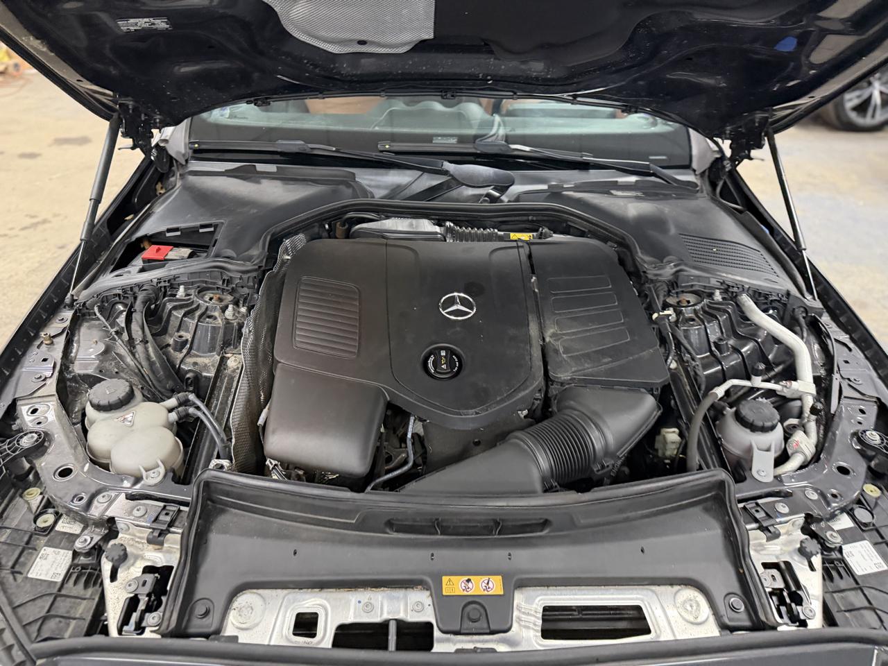 Mercedes-Benz C-Class C300 4MATIC Sedan 2023