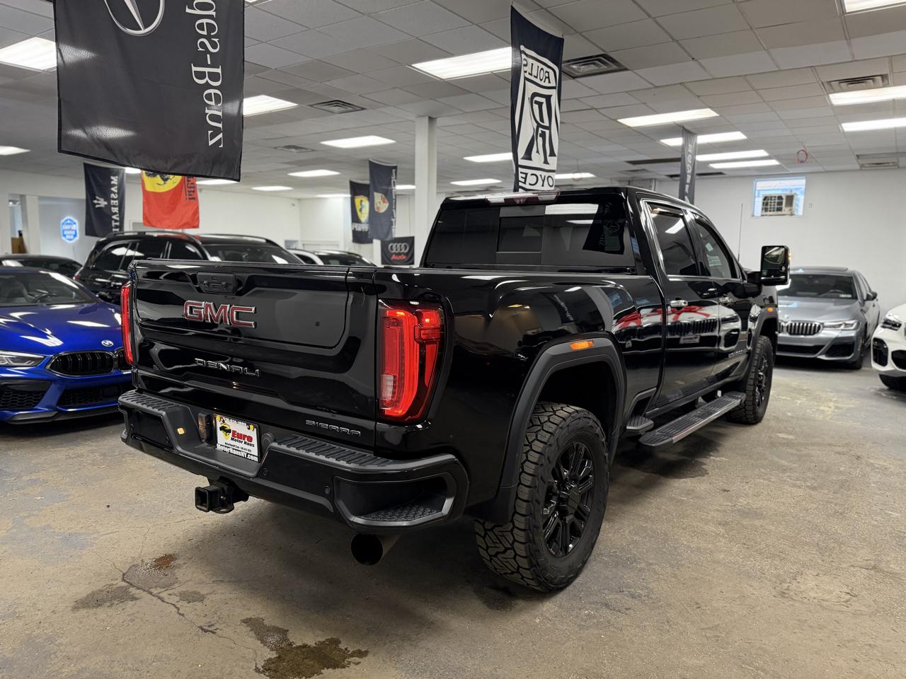 GMC Sierra 3500HD Denali Crew Cab 4WD 2020