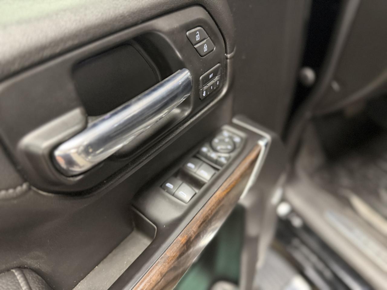 GMC Sierra 3500HD Denali Crew Cab 4WD 2020