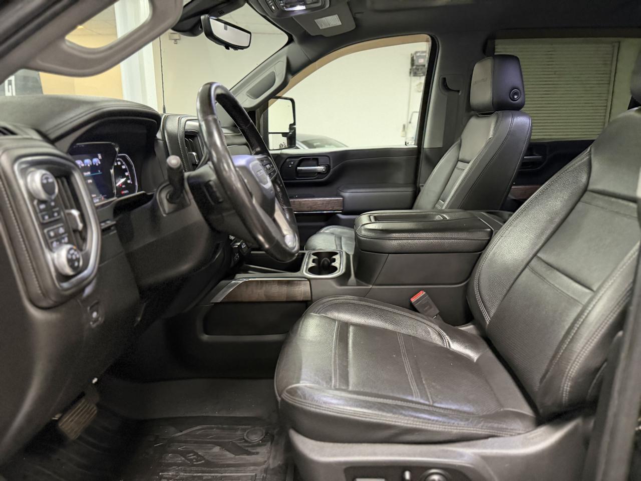 GMC Sierra 3500HD Denali Crew Cab 4WD 2020