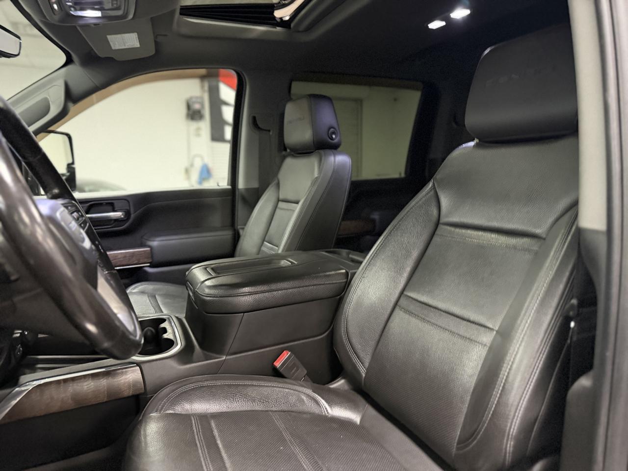 GMC Sierra 3500HD Denali Crew Cab 4WD 2020