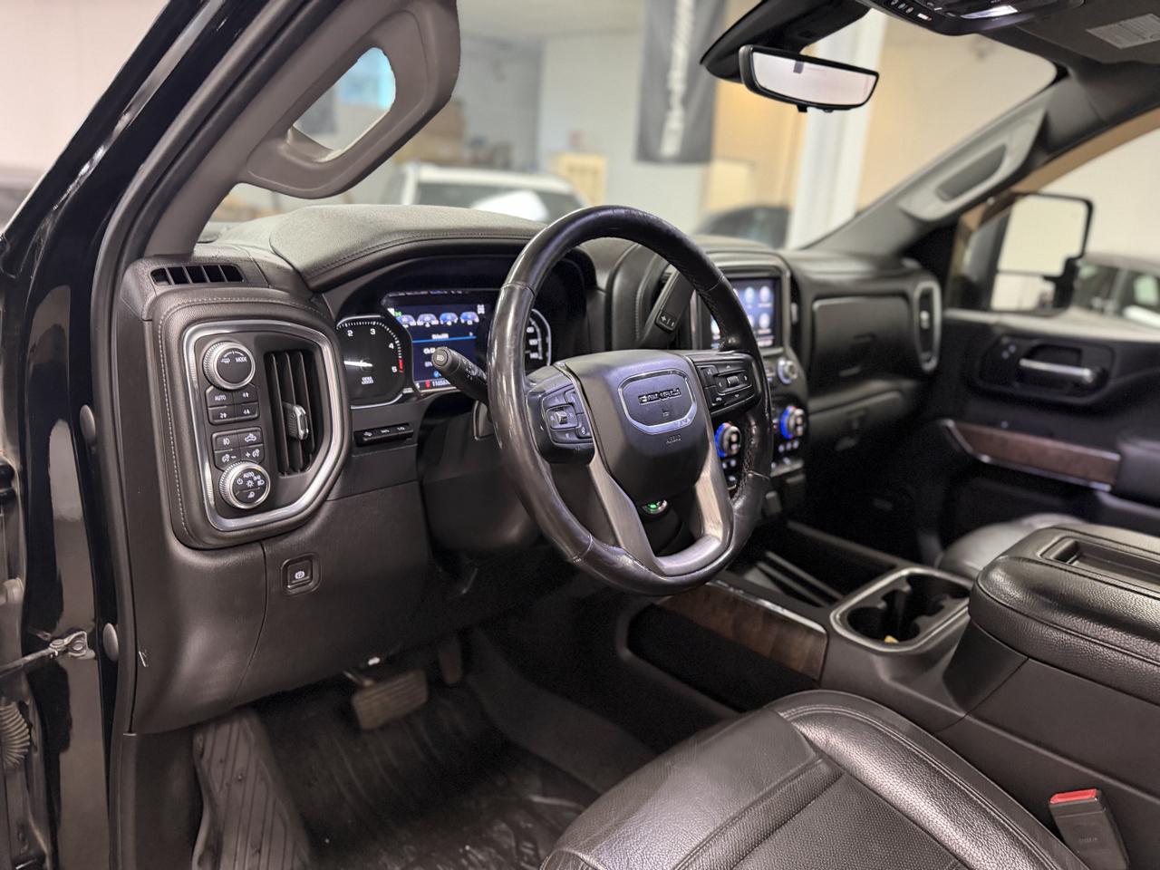 GMC Sierra 3500HD Denali Crew Cab 4WD 2020