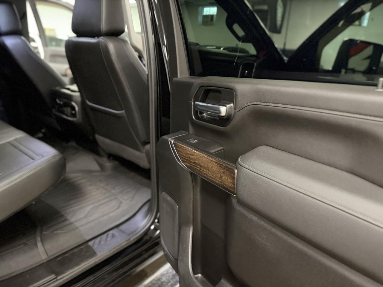 GMC Sierra 3500HD Denali Crew Cab 4WD 2020
