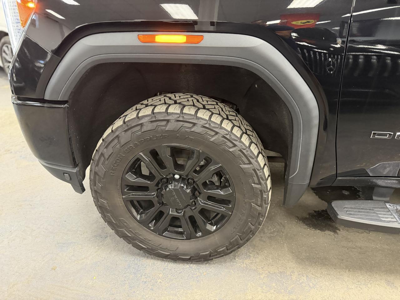 GMC Sierra 3500HD Denali Crew Cab 4WD 2020