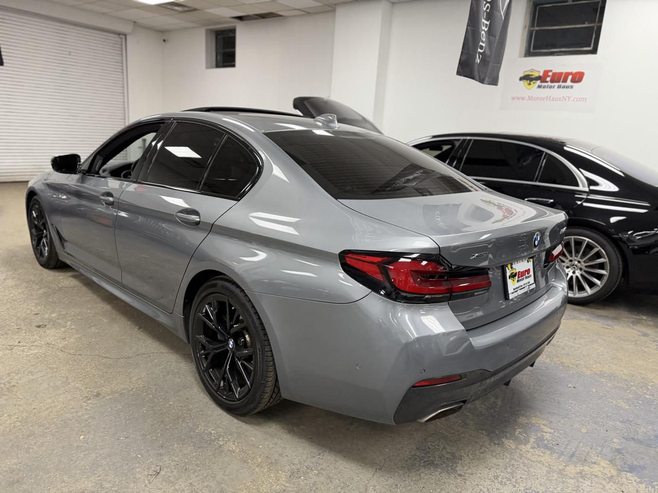 BMW 5-Series 540i xDrive 2023