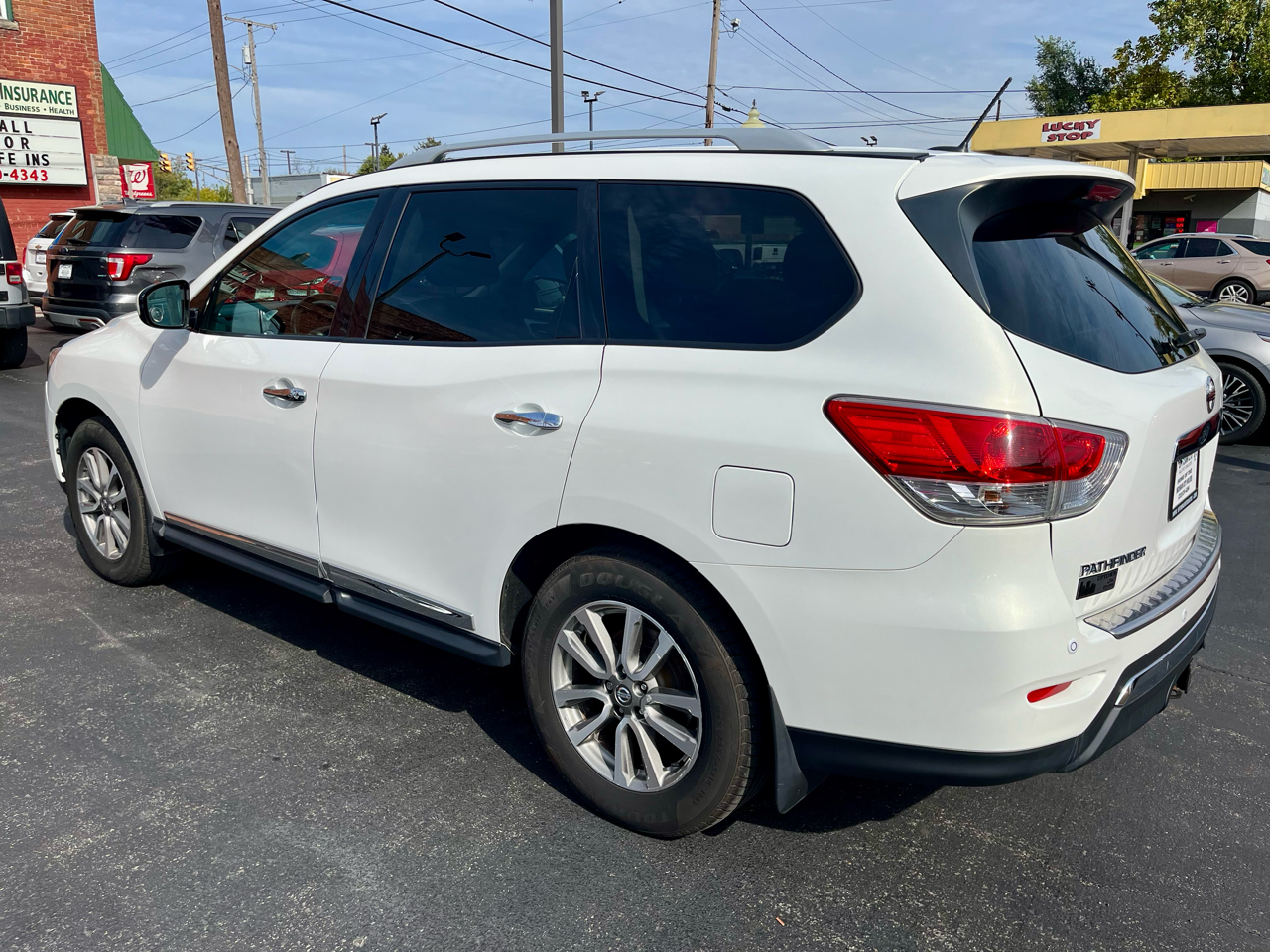 Nissan Pathfinder 4WD 4dr SL 2014 Nissan Pathfinder 4WD 4dr SL 2014