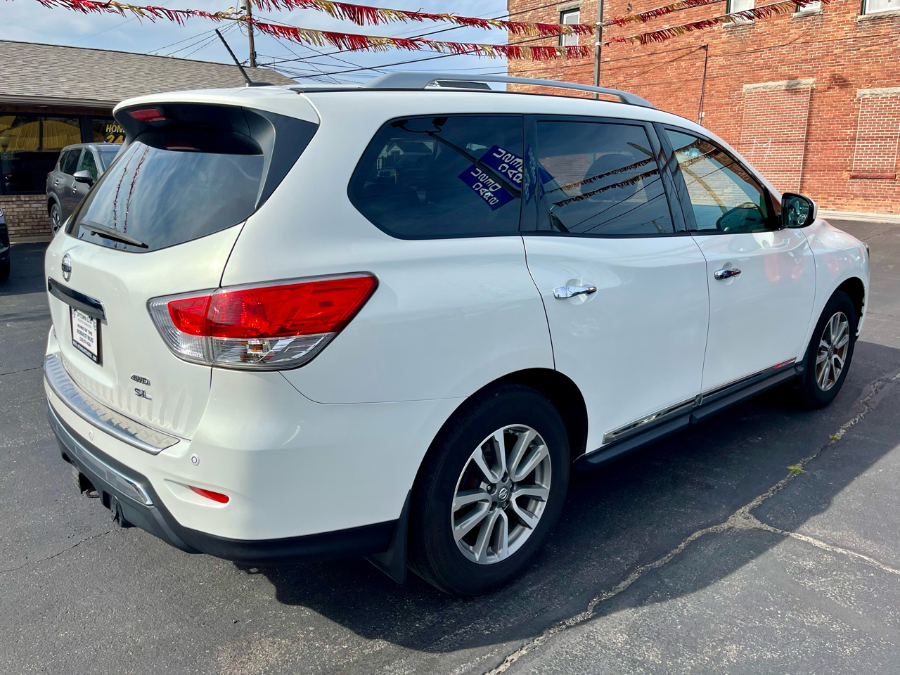 Nissan Pathfinder 4WD 4dr SL 2014 Nissan Pathfinder 4WD 4dr SL 2014