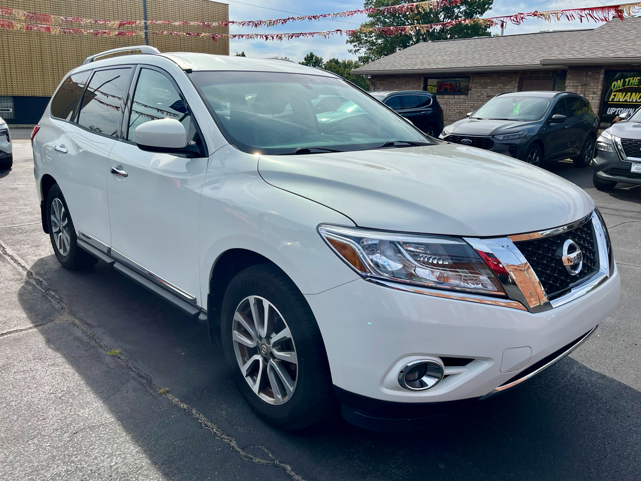 Nissan Pathfinder 4WD 4dr SL 2014 Nissan Pathfinder 4WD 4dr SL 2014