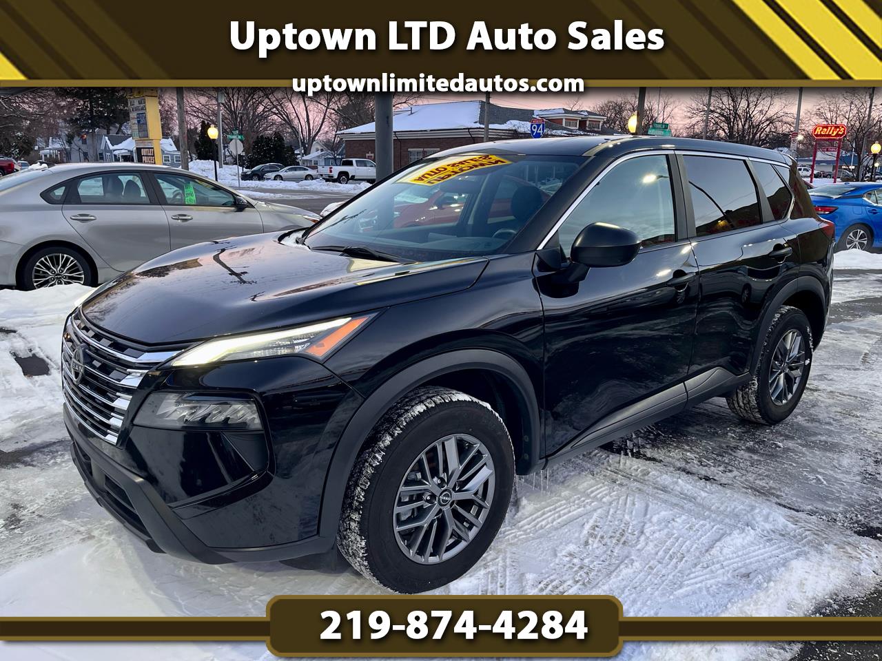 2024 Nissan Rogue S's photo