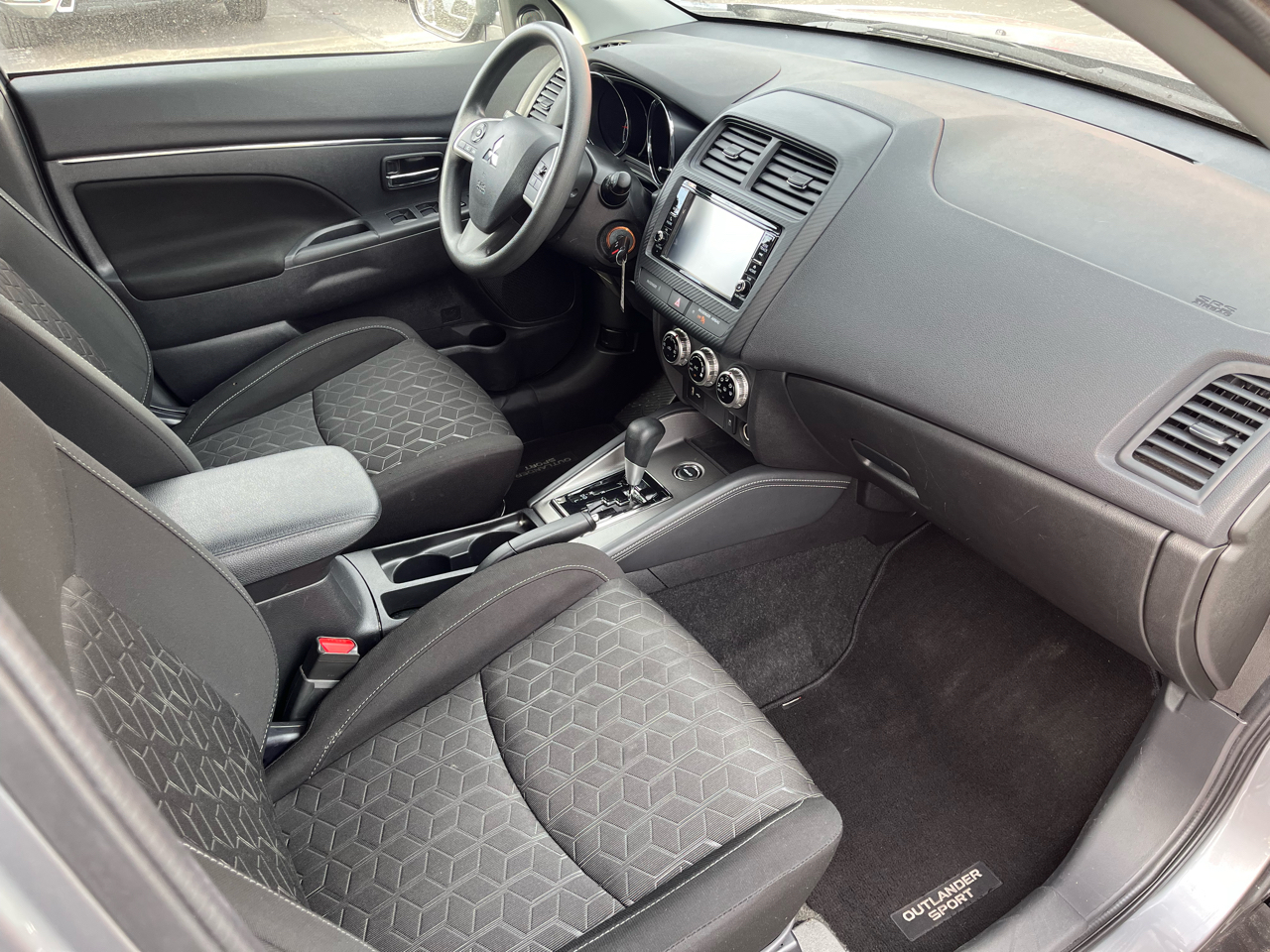 Mitsubishi Outlander Sport ES 2.0 AWC 2024