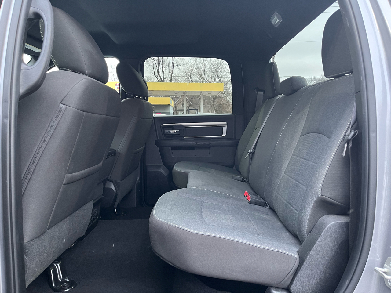 RAM 1500 Classic Warlock 4x4 Crew Cab 5'7" Box 2024