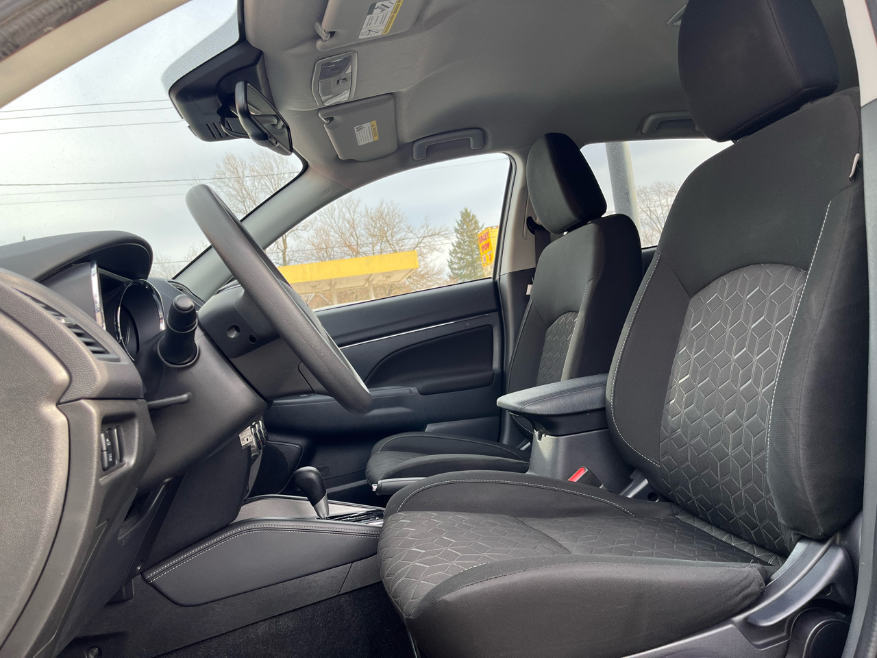 Mitsubishi Outlander SE S-AWC 2024