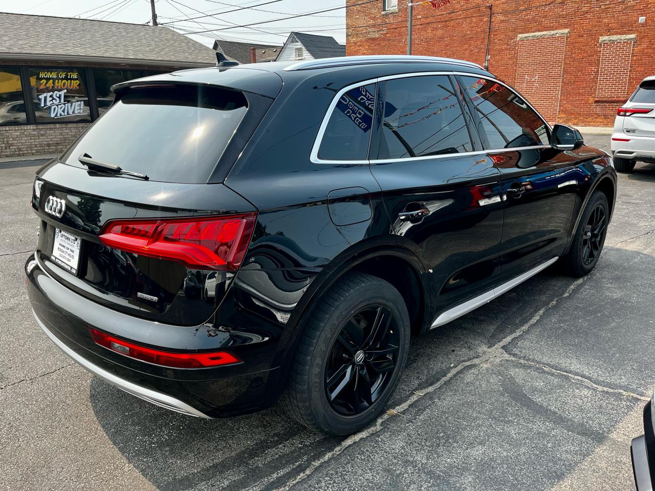 Audi Q5 Premium 45 TFSI quattro 2020