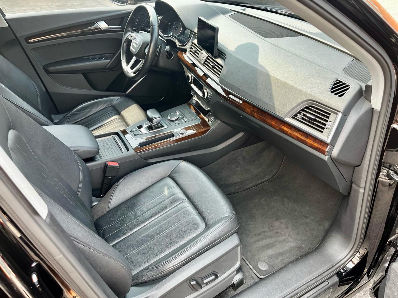 Audi Q5 Premium 45 TFSI quattro 2020
