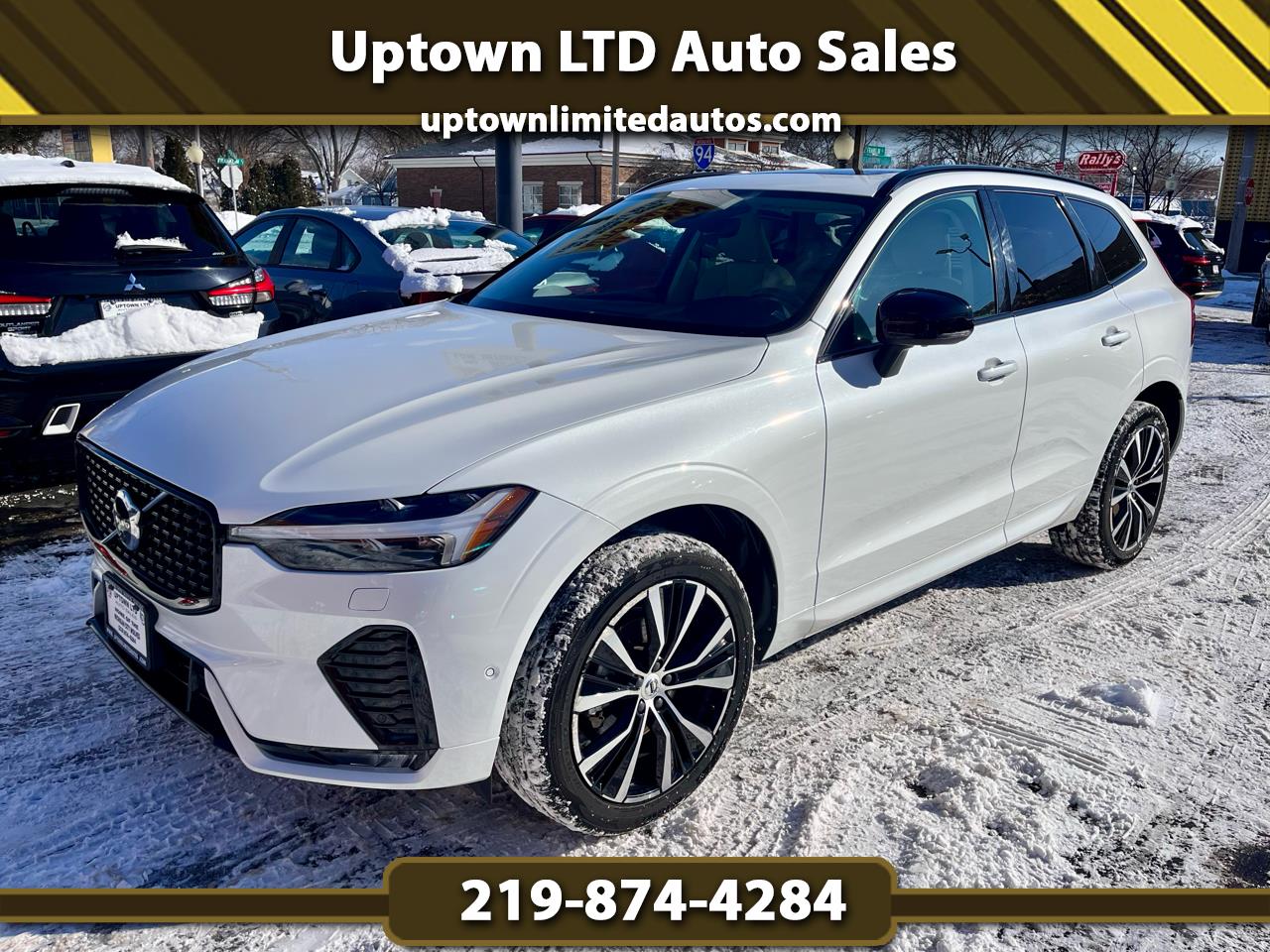 Volvo XC60 B5 AWD Plus Dark Theme 2024