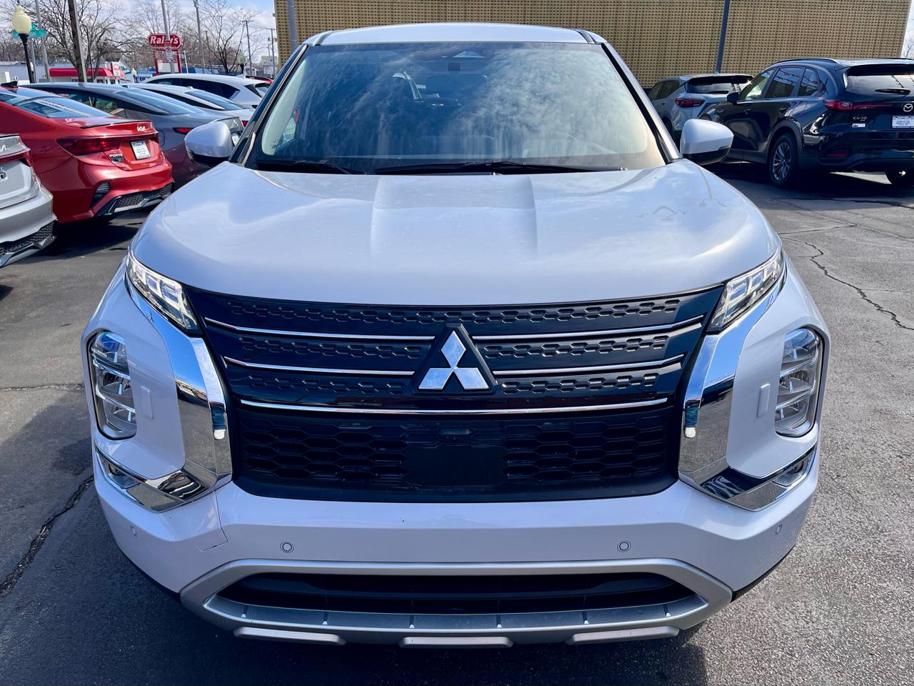 Mitsubishi Outlander SE S-AWC 2024