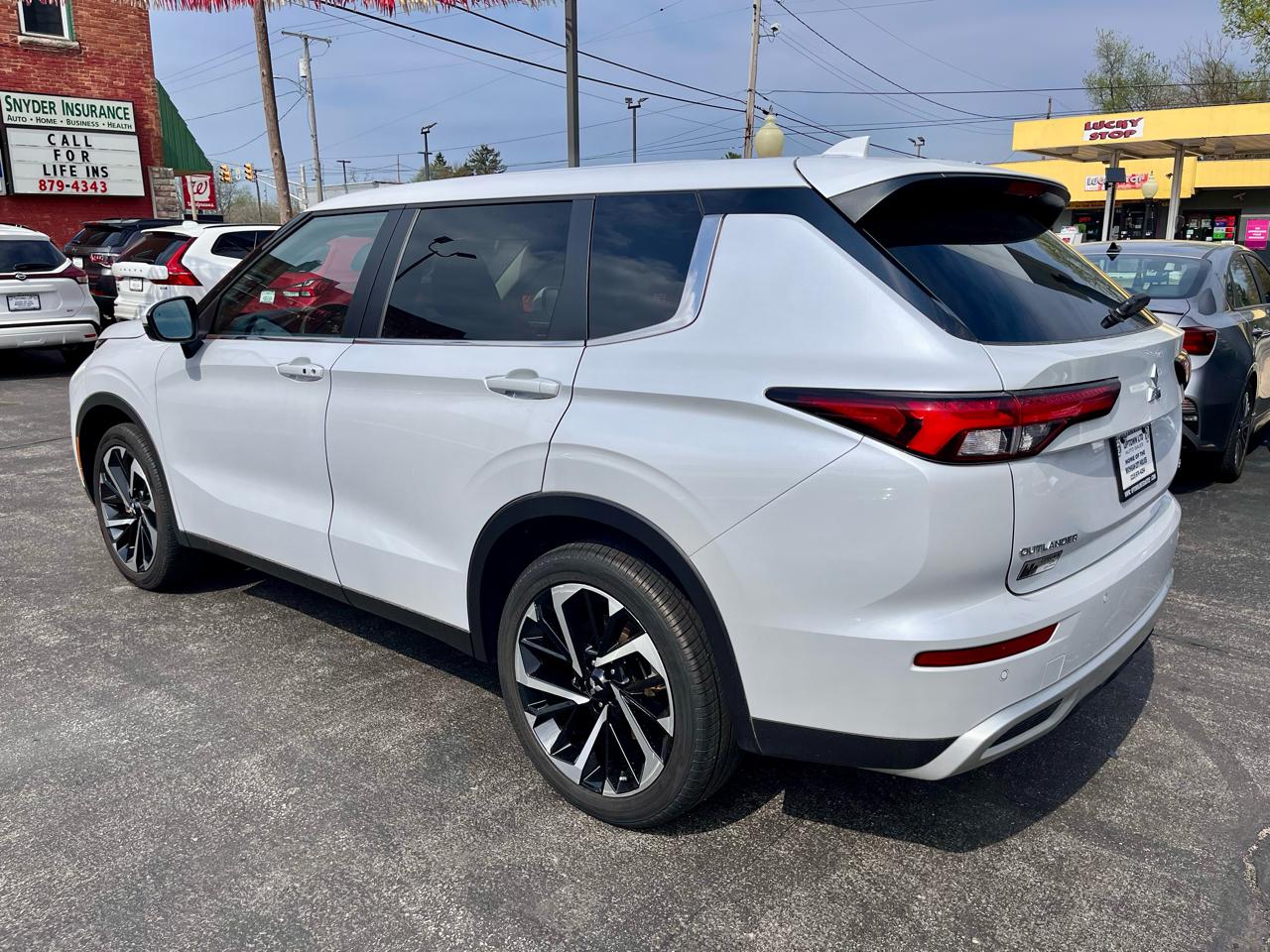 Mitsubishi Outlander SE S-AWC 2024