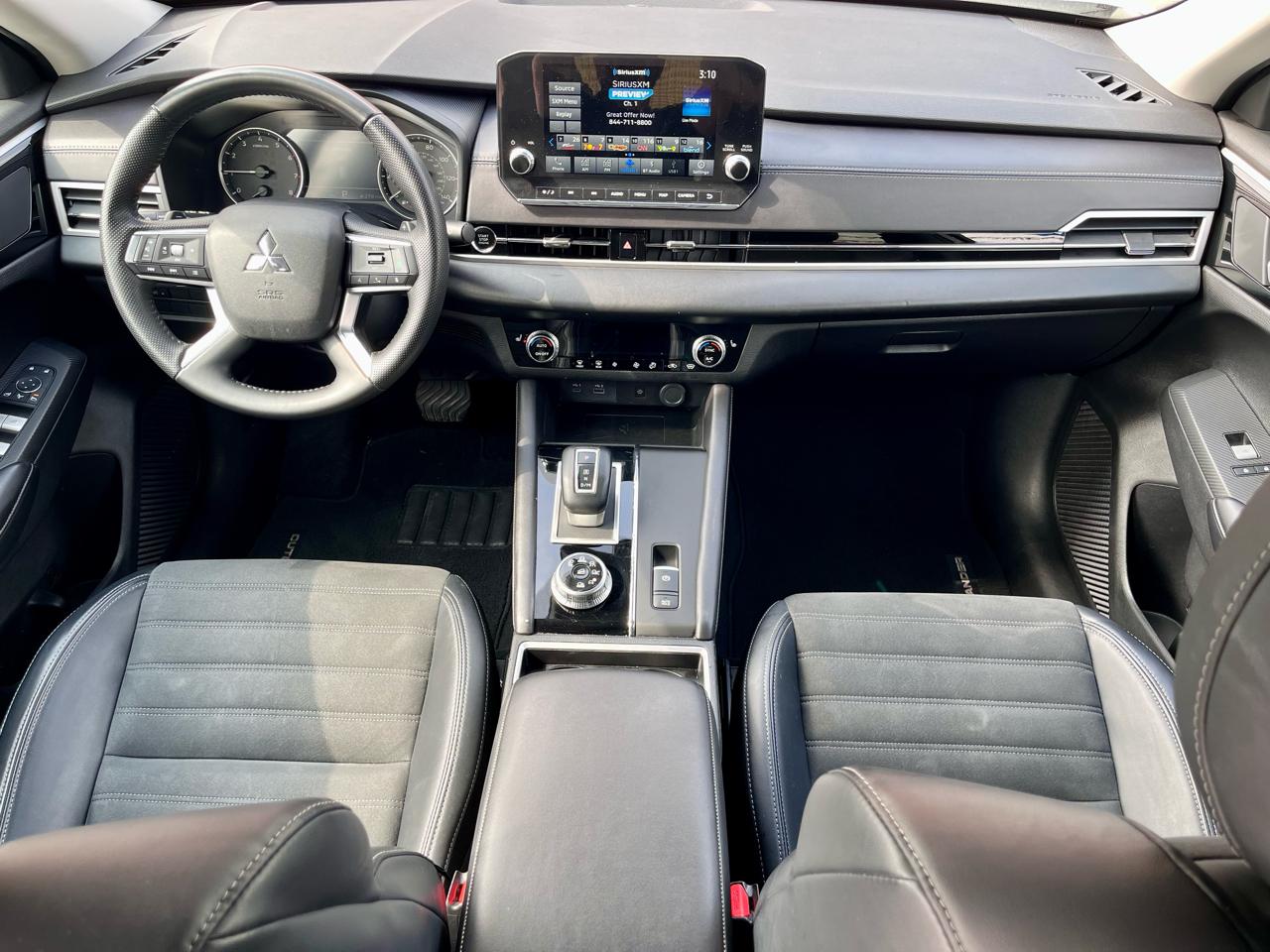 Mitsubishi Outlander SE S-AWC 2024