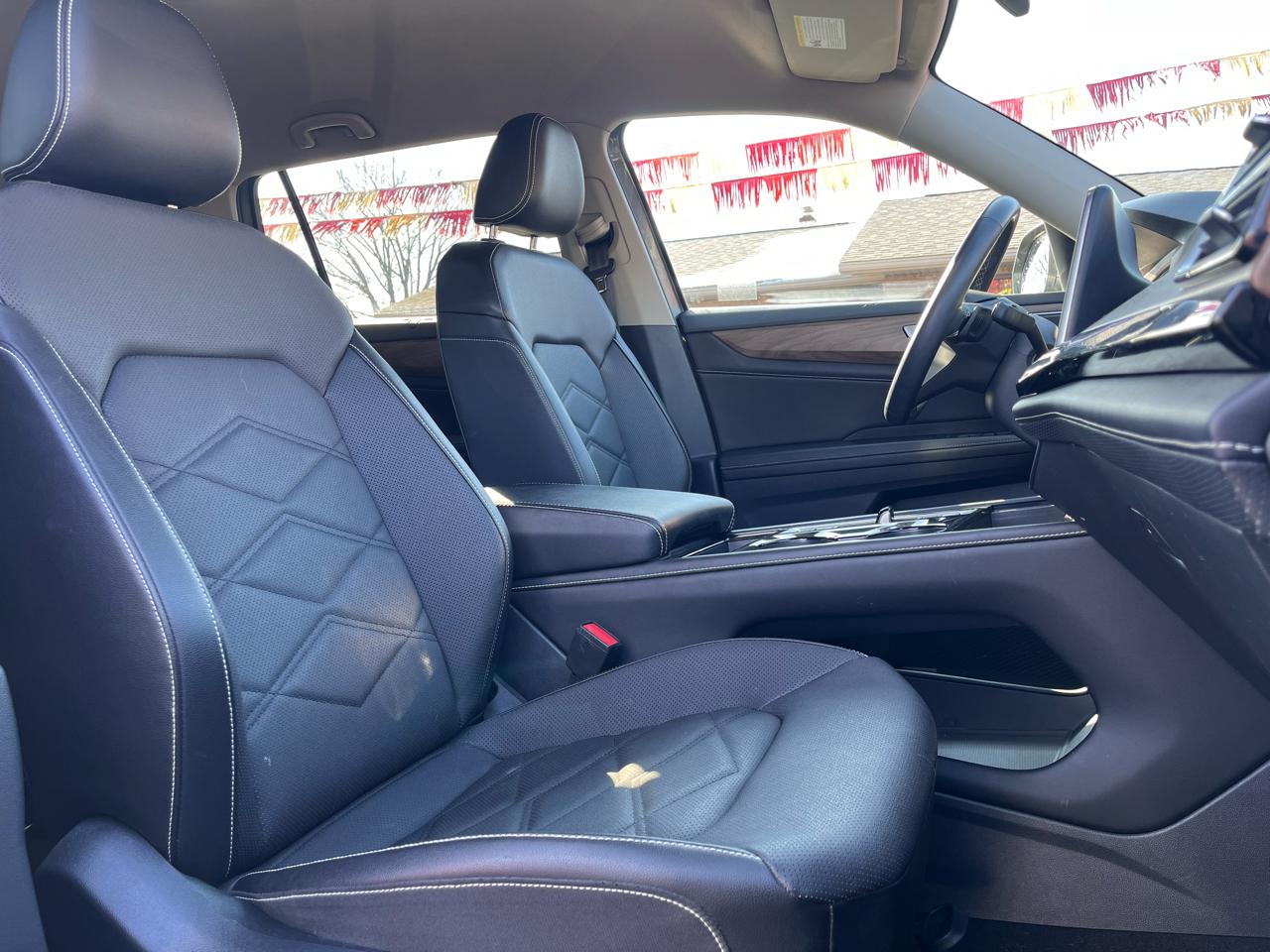 Volkswagen Atlas 2.0T SE w/Technology 4MOTION 2024