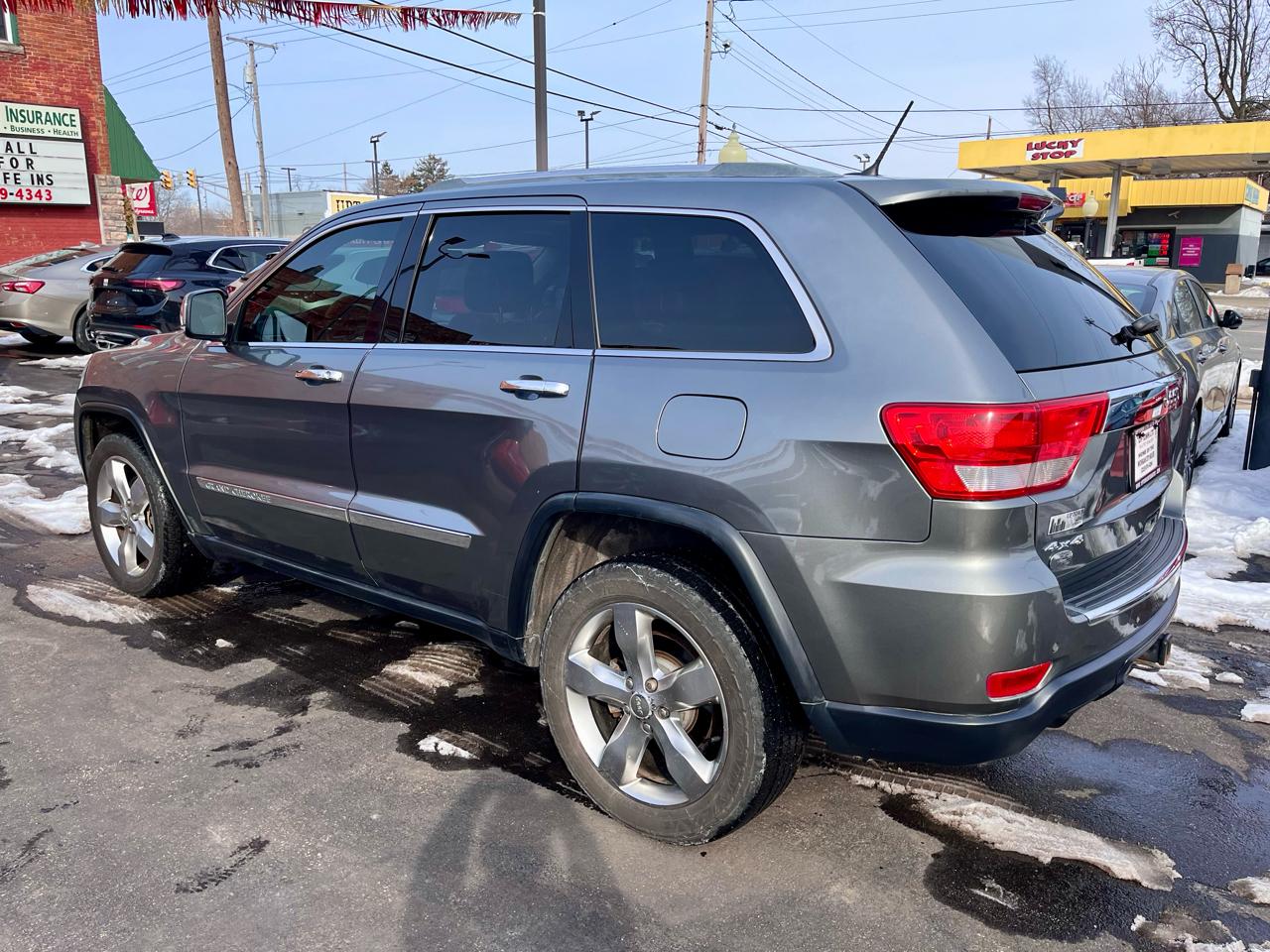 Jeep Grand Cherokee 4WD 4dr Overland 2011