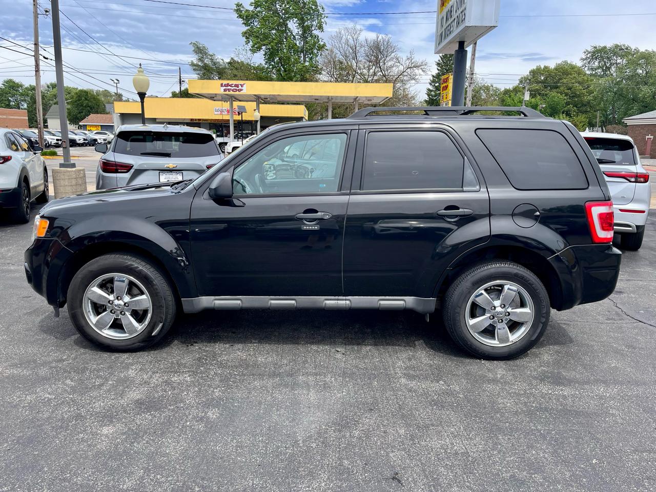 Ford Escape 4WD 4dr XLT 2011