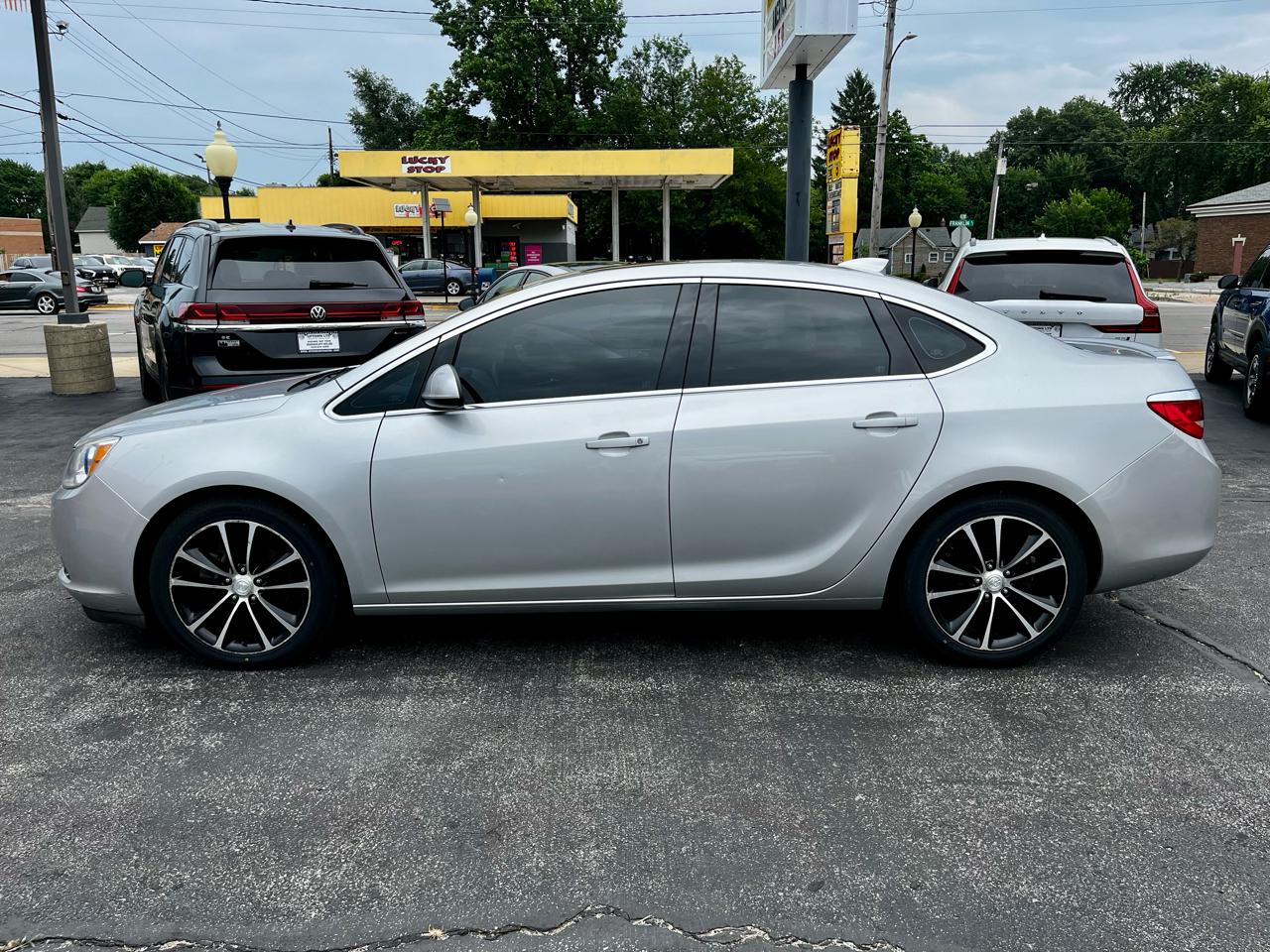 Buick Verano 4dr Sdn Sport Touring 2017