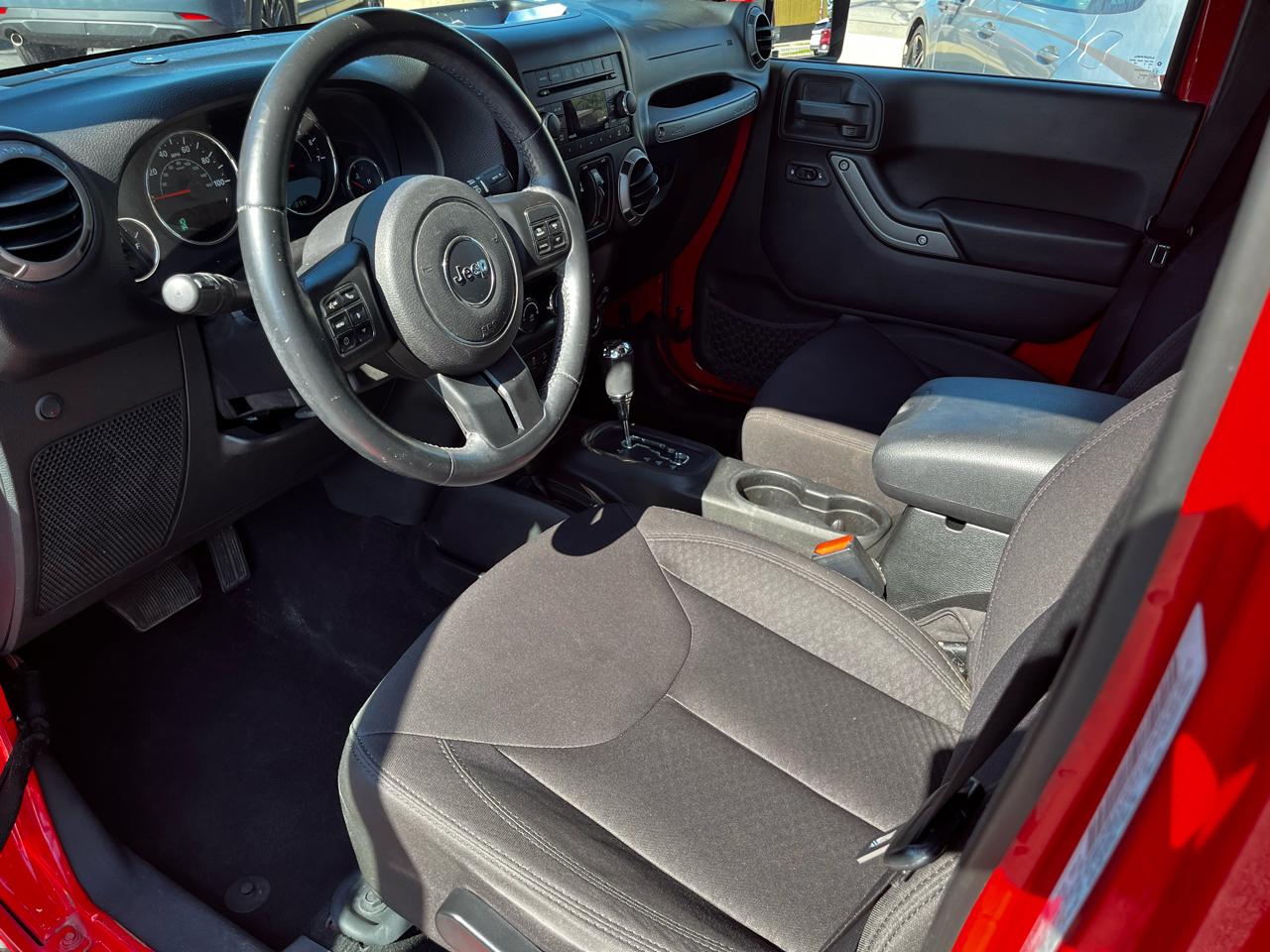 Jeep Wrangler Unlimited 4WD 4dr Sport 2014